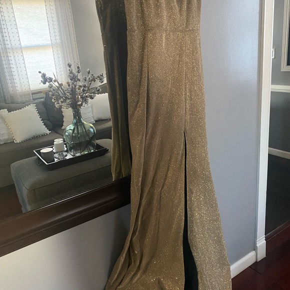 Lulus long gold sequin - Picture 5 of 5
